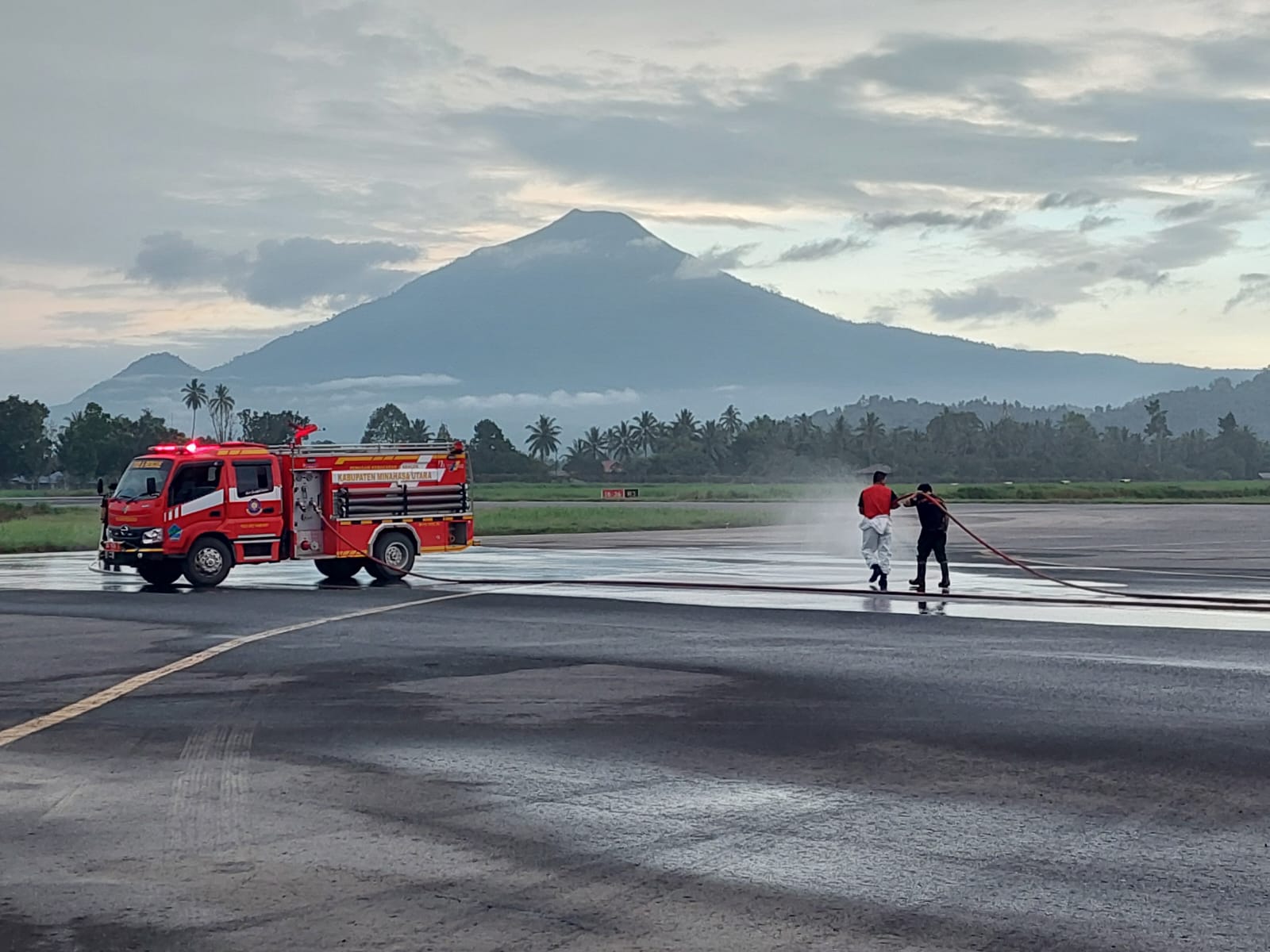 Apresiasi Terhadap Pemerintahan JGKWL atas Upaya Percepatan Operasional Bandara Sam Ratulangi IMG-20240503-WA0072