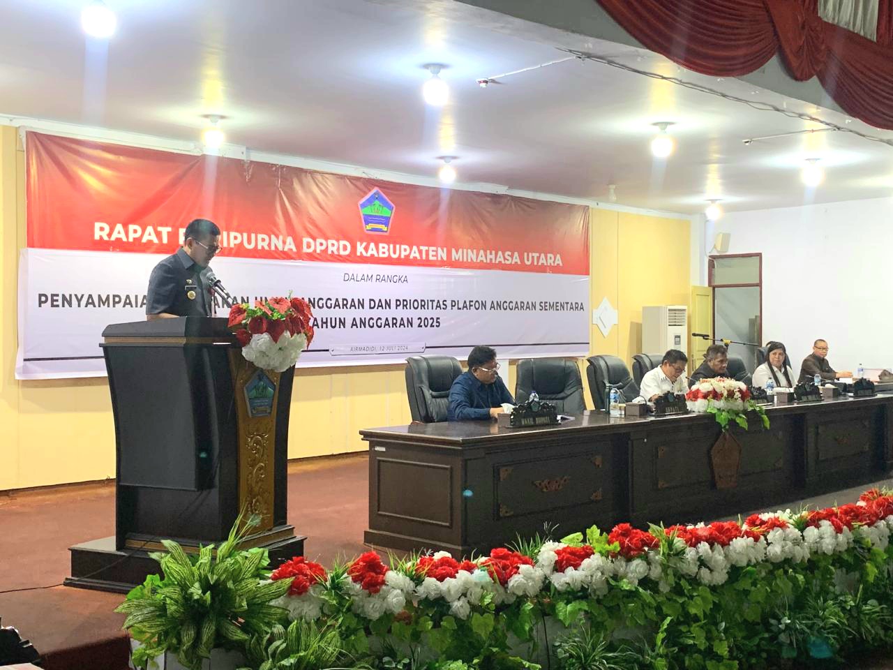 Bupati Joune Ganda: Rapat Paripurna DPRD Minahasa Utara Bahas Rancangan KUA dan PPAS Tahun Anggaran 2025 IMG-20240712-WA0138